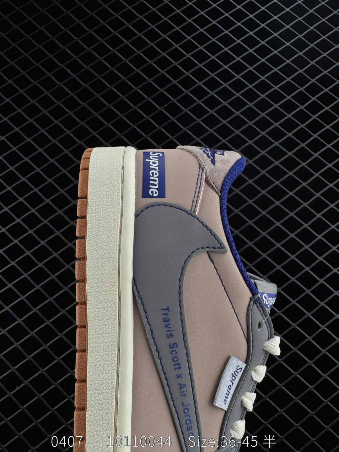 Travis Scott x Air Jordan 1 ” Reverse Mocha “